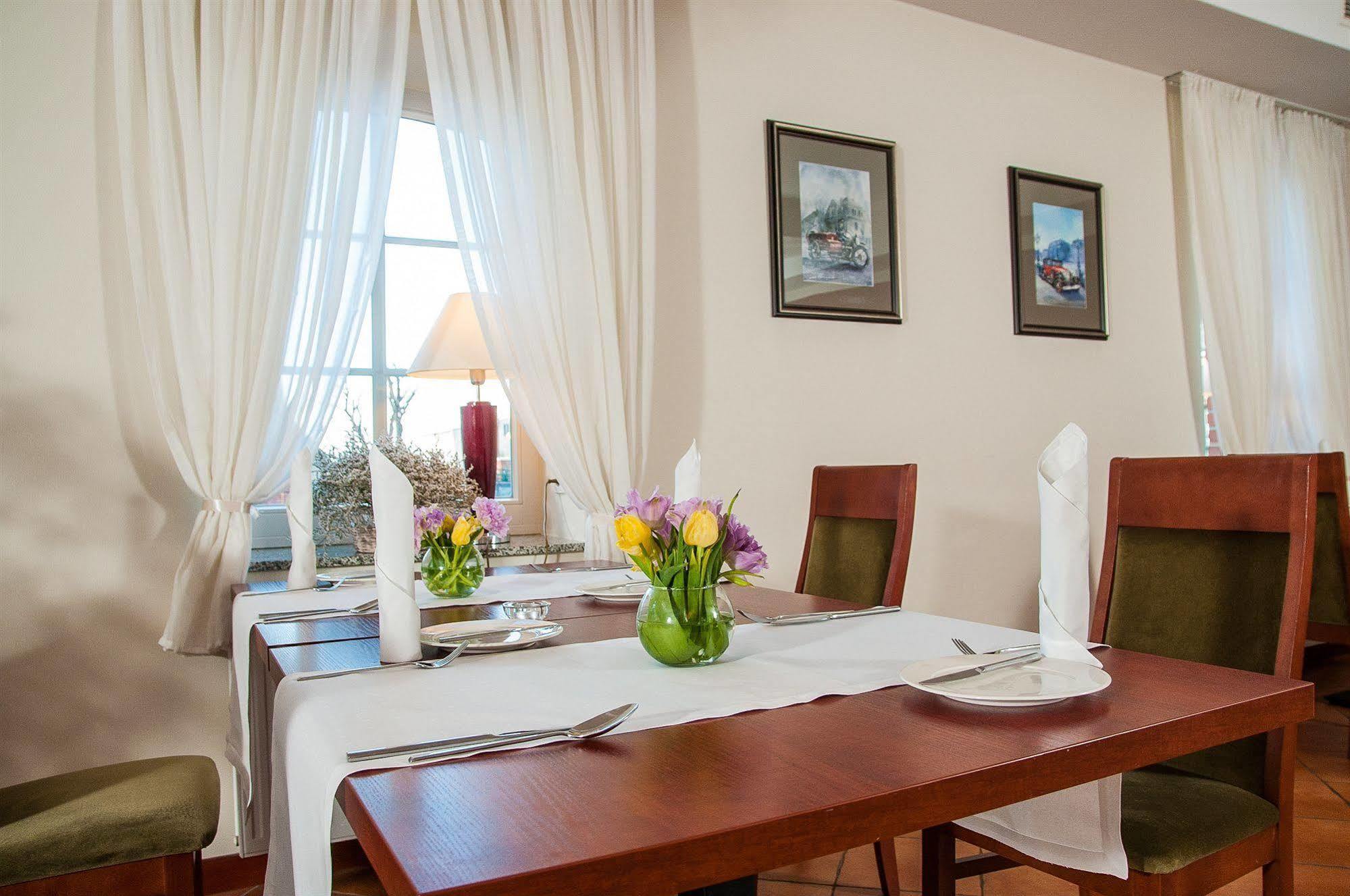 Kędzierzyn-Koźle Hotel Hugo Business & Spa מראה חיצוני תמונה