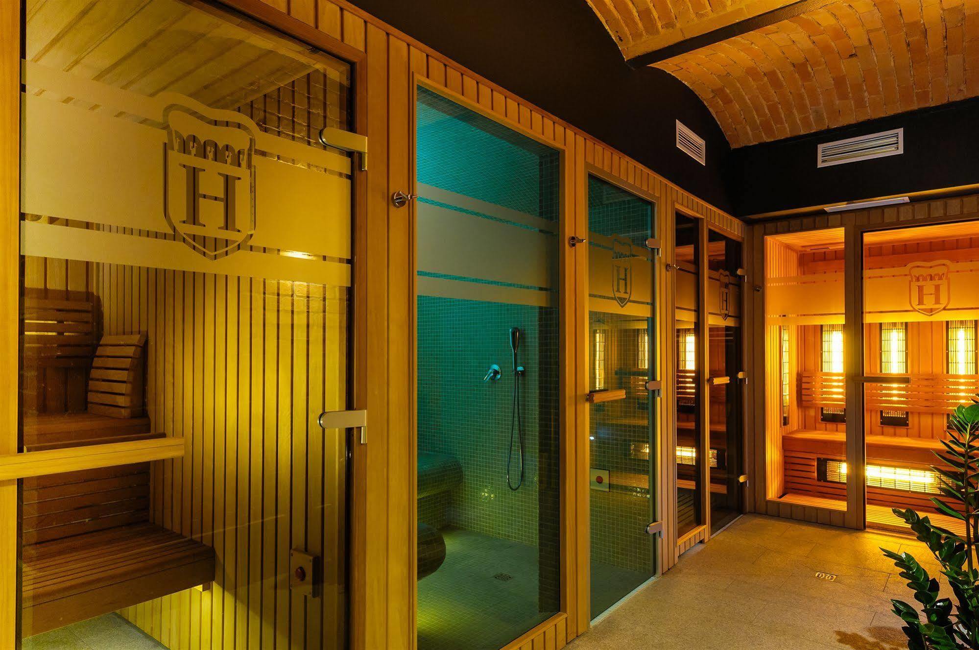 Kędzierzyn-Koźle Hotel Hugo Business & Spa מראה חיצוני תמונה
